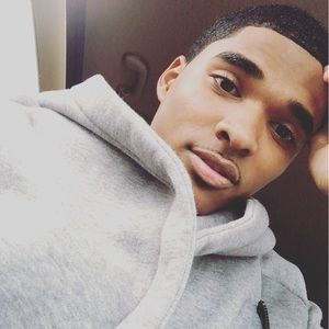 Meet your Posher, Nicholas